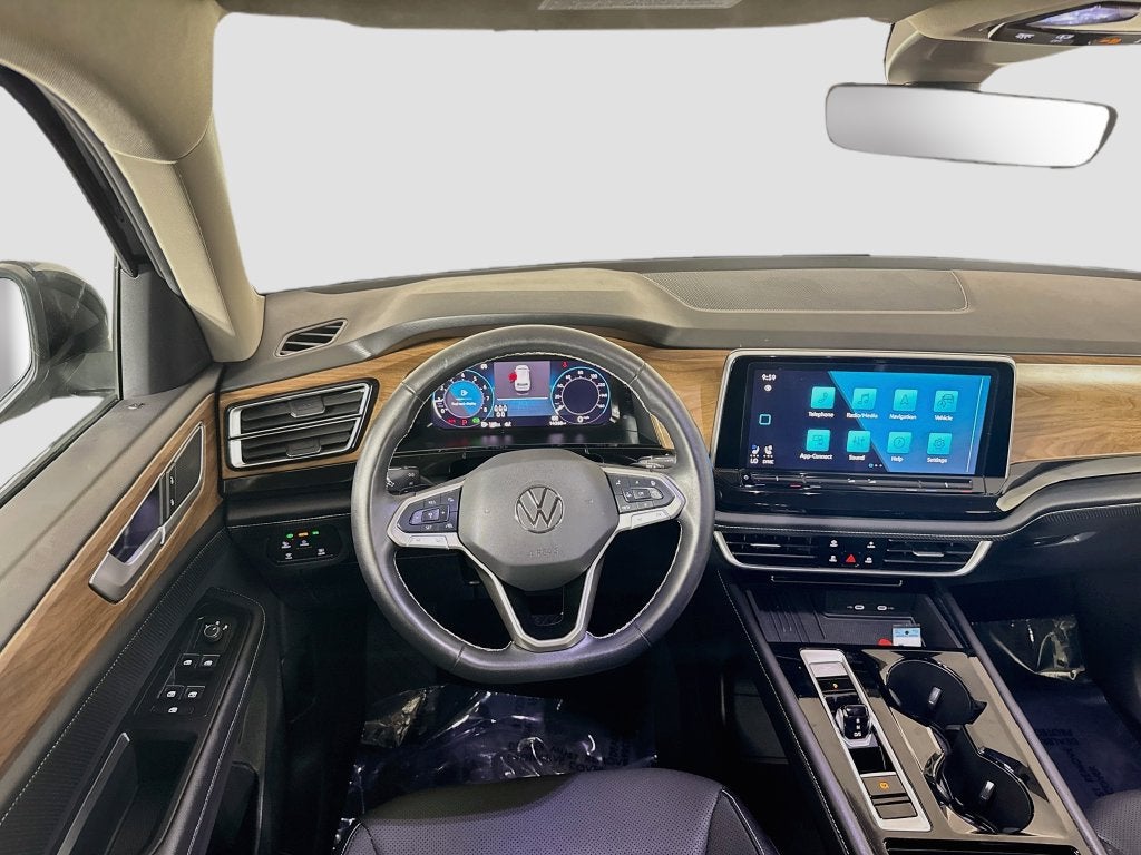 2026 Volkswagen Atlas SE w/Technology