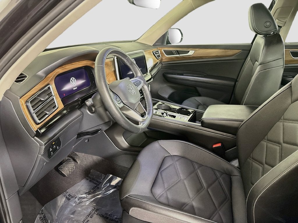 2026 Volkswagen Atlas SE w/Technology