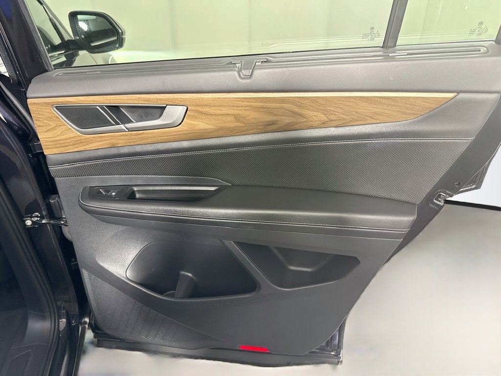 2026 Volkswagen Atlas SE w/Technology