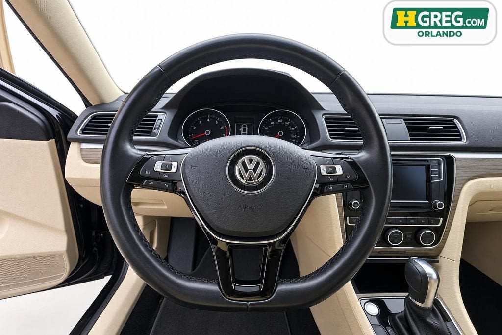2018 Volkswagen Passat 2.0T SE