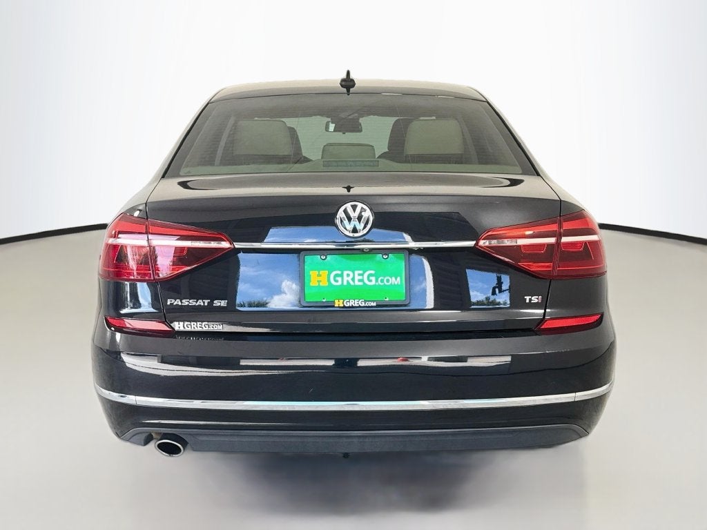 2018 Volkswagen Passat 2.0T SE