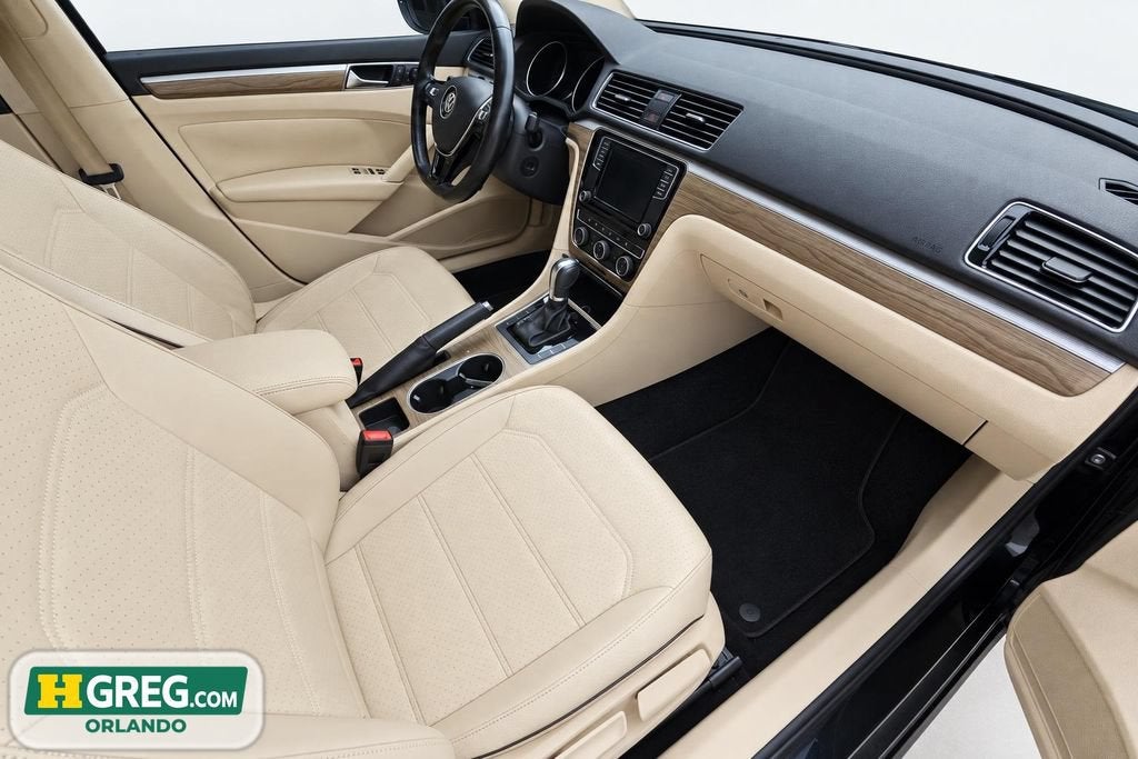 2018 Volkswagen Passat 2.0T SE