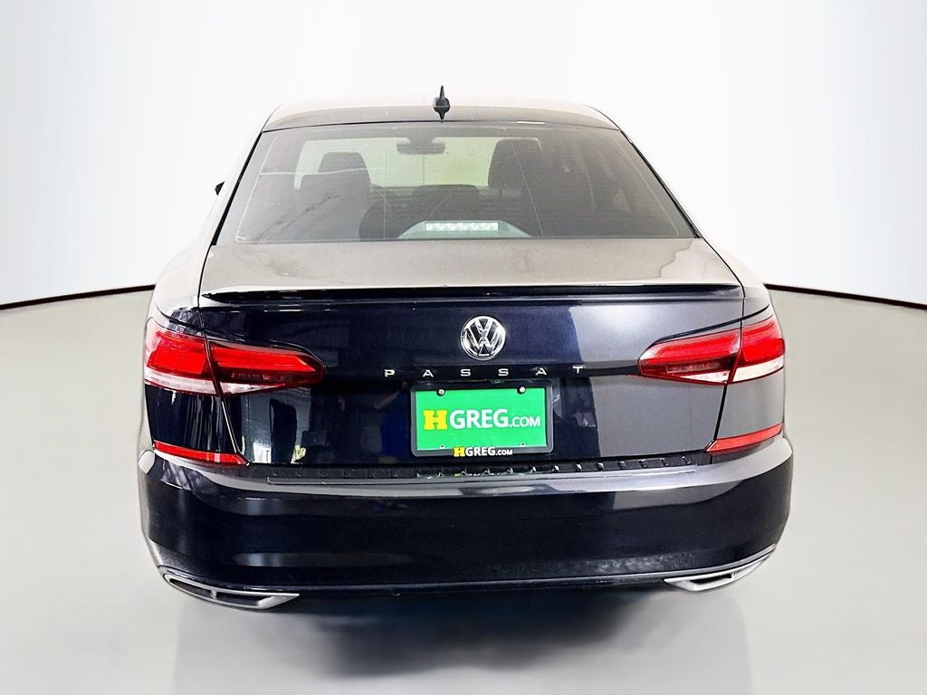 2020 Volkswagen Passat 2.0T R-Line