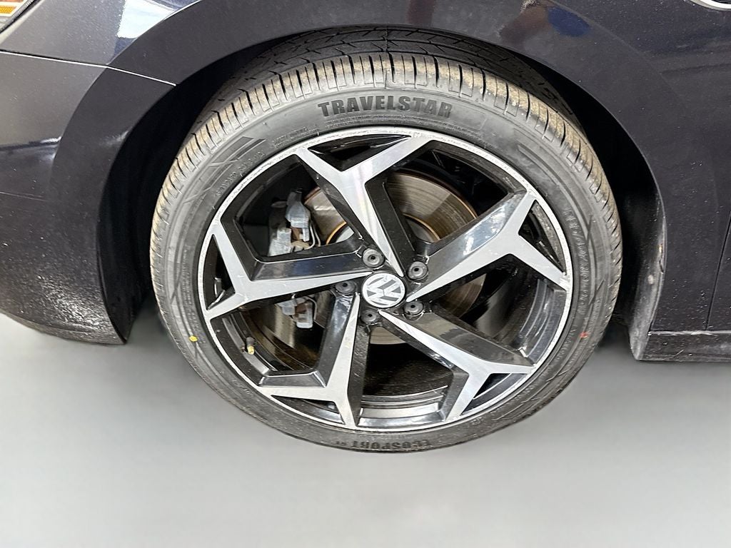 2020 Volkswagen Passat 2.0T R-Line