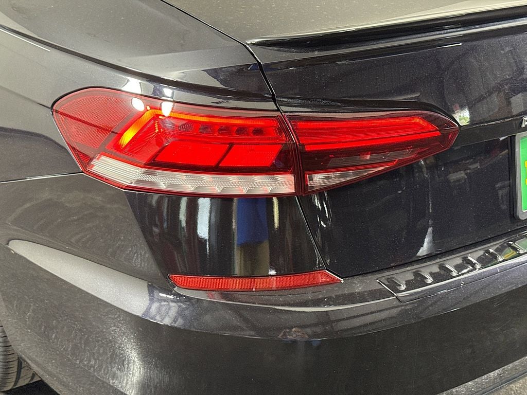 2020 Volkswagen Passat 2.0T R-Line