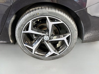2020 Volkswagen Passat 2.0T R-Line