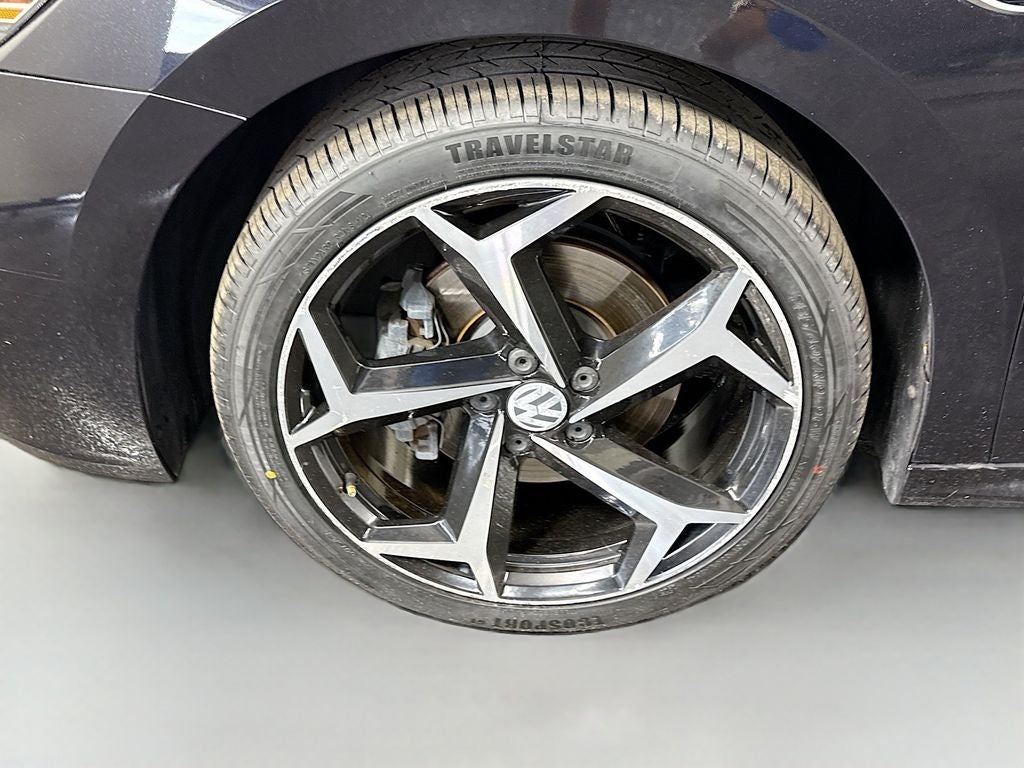 2020 Volkswagen Passat 2.0T R-Line