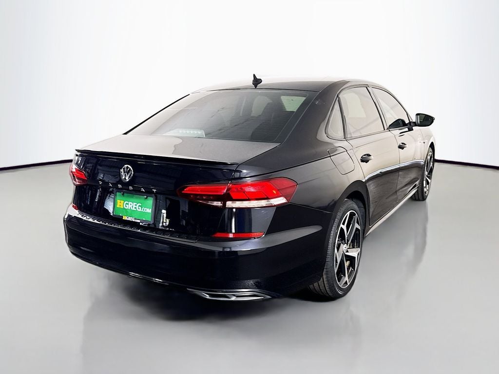 2020 Volkswagen Passat 2.0T R-Line