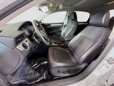 2022 Volkswagen Passat 2.0T SE