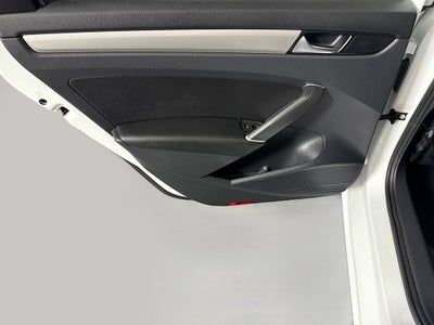2022 Volkswagen Passat 2.0T SE