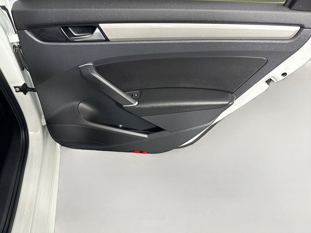 2022 Volkswagen Passat 2.0T SE