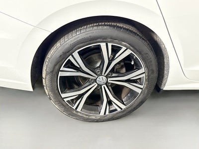 2022 Volkswagen Passat 2.0T SE