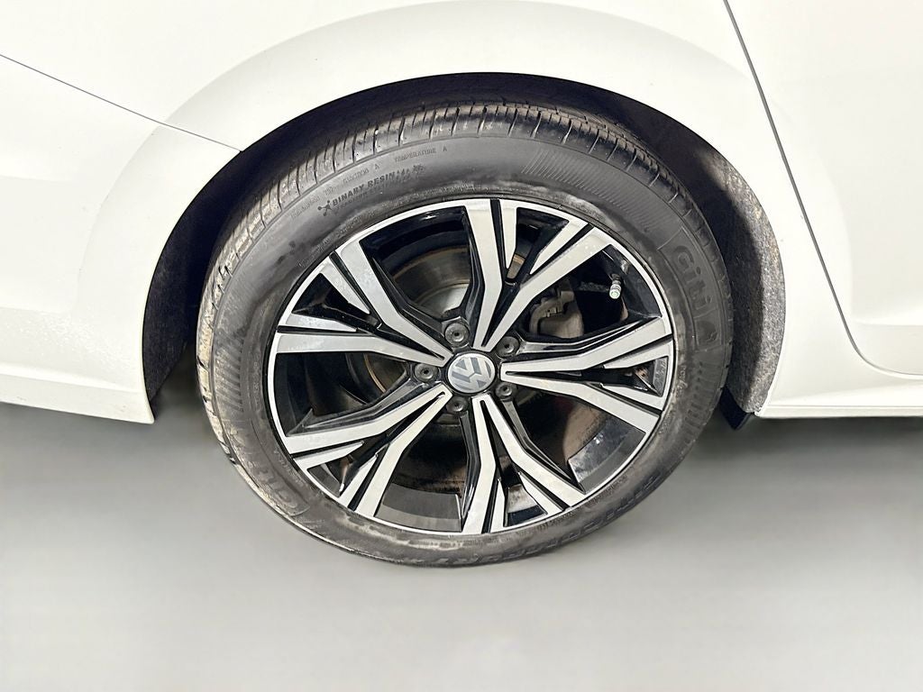 2022 Volkswagen Passat 2.0T SE