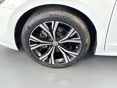 2022 Volkswagen Passat 2.0T SE