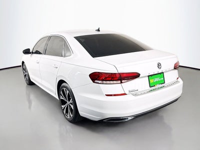 2022 Volkswagen Passat 2.0T SE