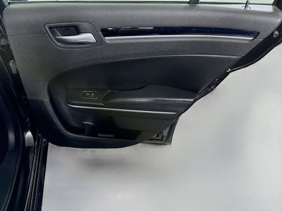 2023 Chrysler 300 Touring