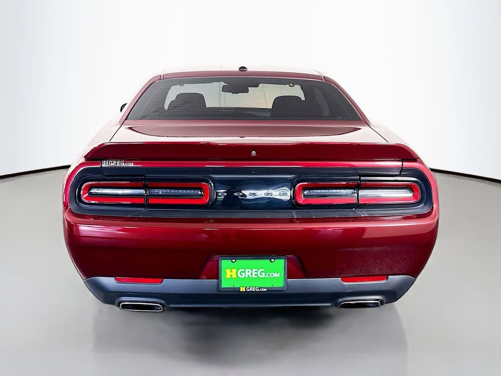 2022 Dodge Challenger SXT