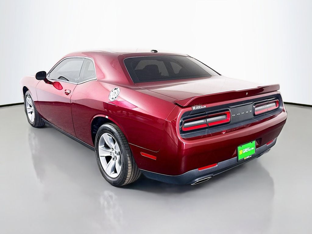 2022 Dodge Challenger SXT