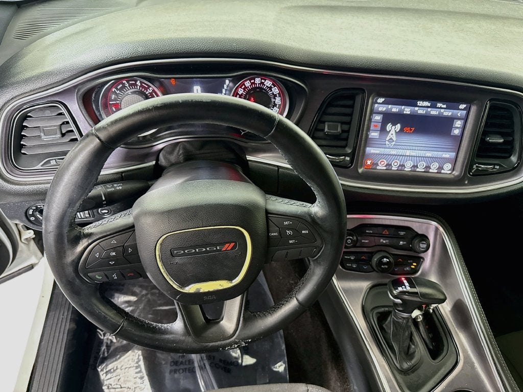 2017 Dodge Challenger SXT