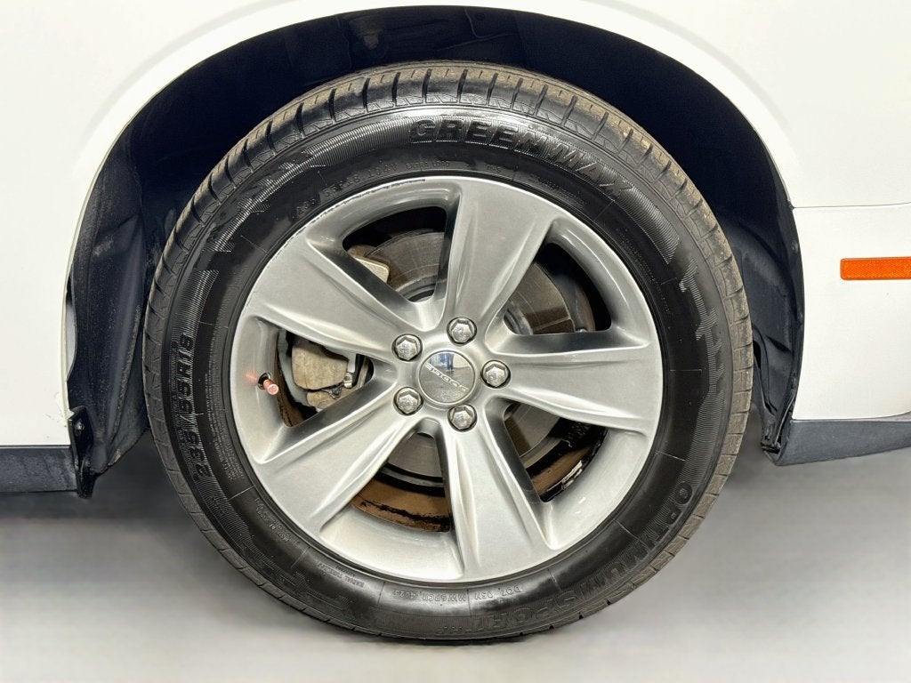 2017 Dodge Challenger SXT
