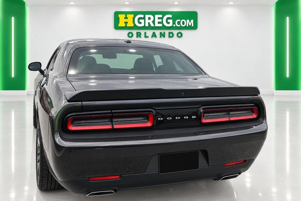 2023 Dodge Challenger SXT