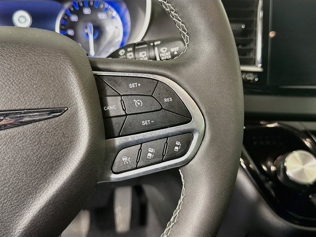 2026 Chrysler Voyager LX