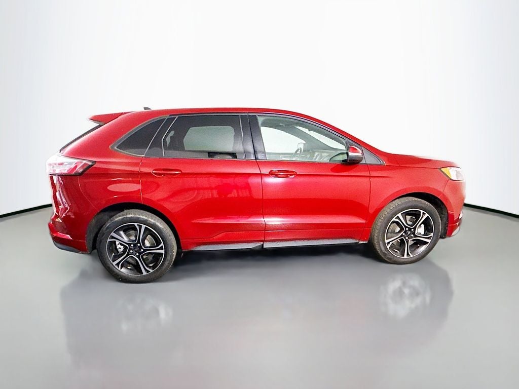 2022 Ford Edge ST