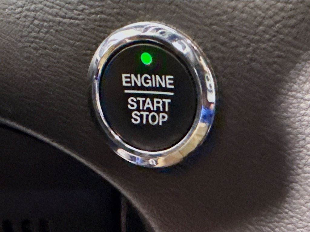 2022 Ford Edge ST