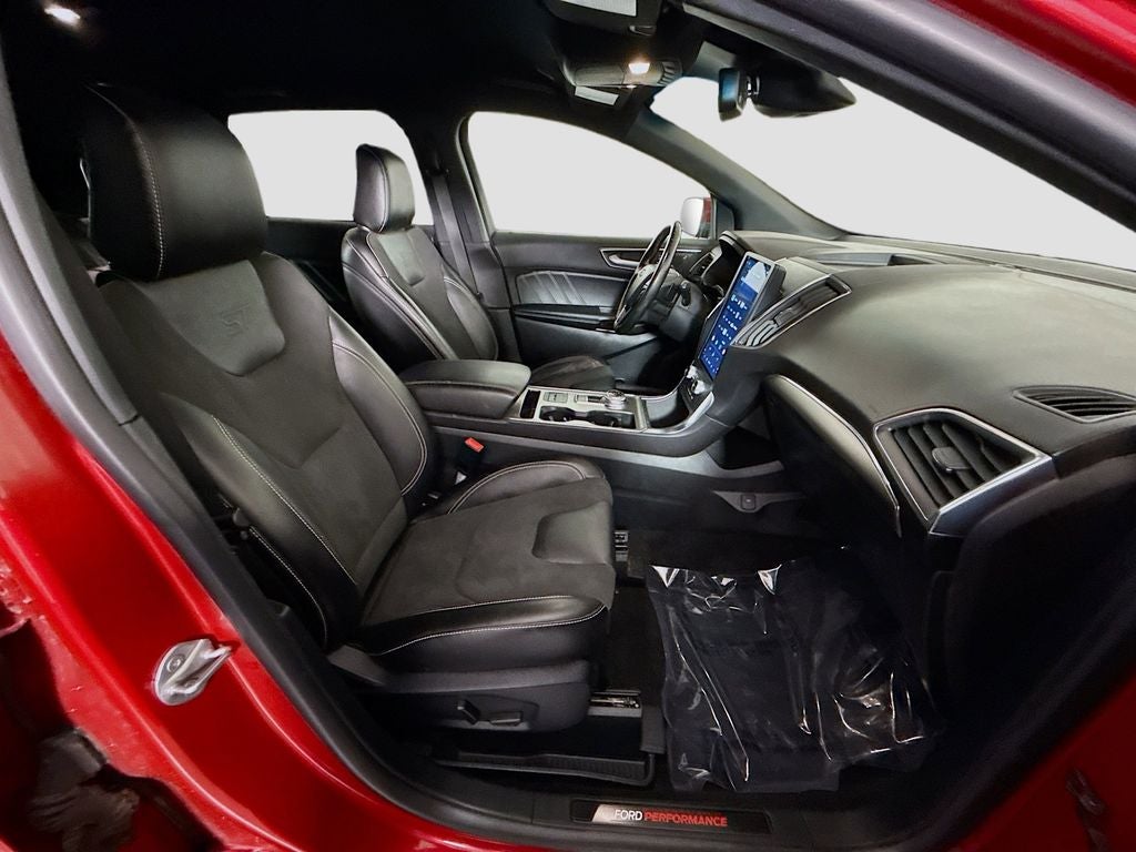 2022 Ford Edge ST