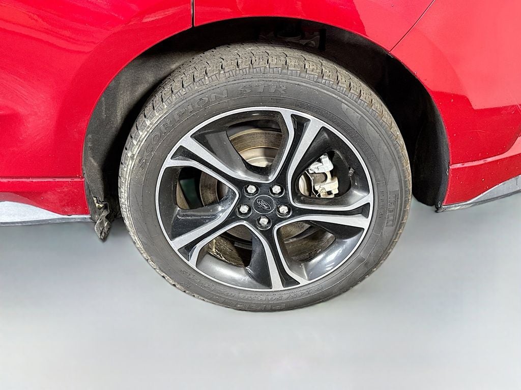2022 Ford Edge ST