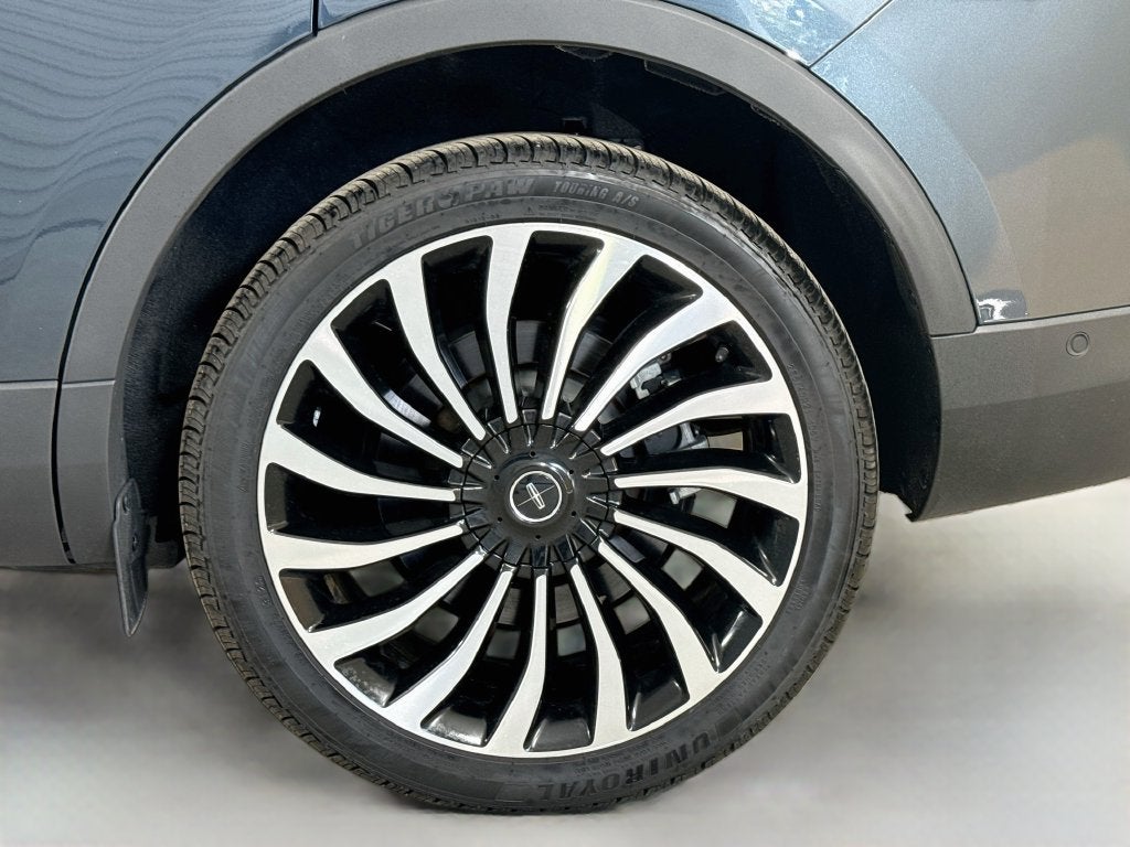 2023 Lincoln Nautilus Black Label