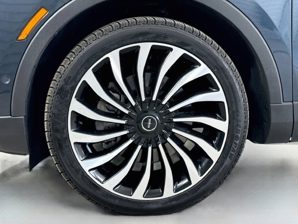 2023 Lincoln Nautilus Black Label