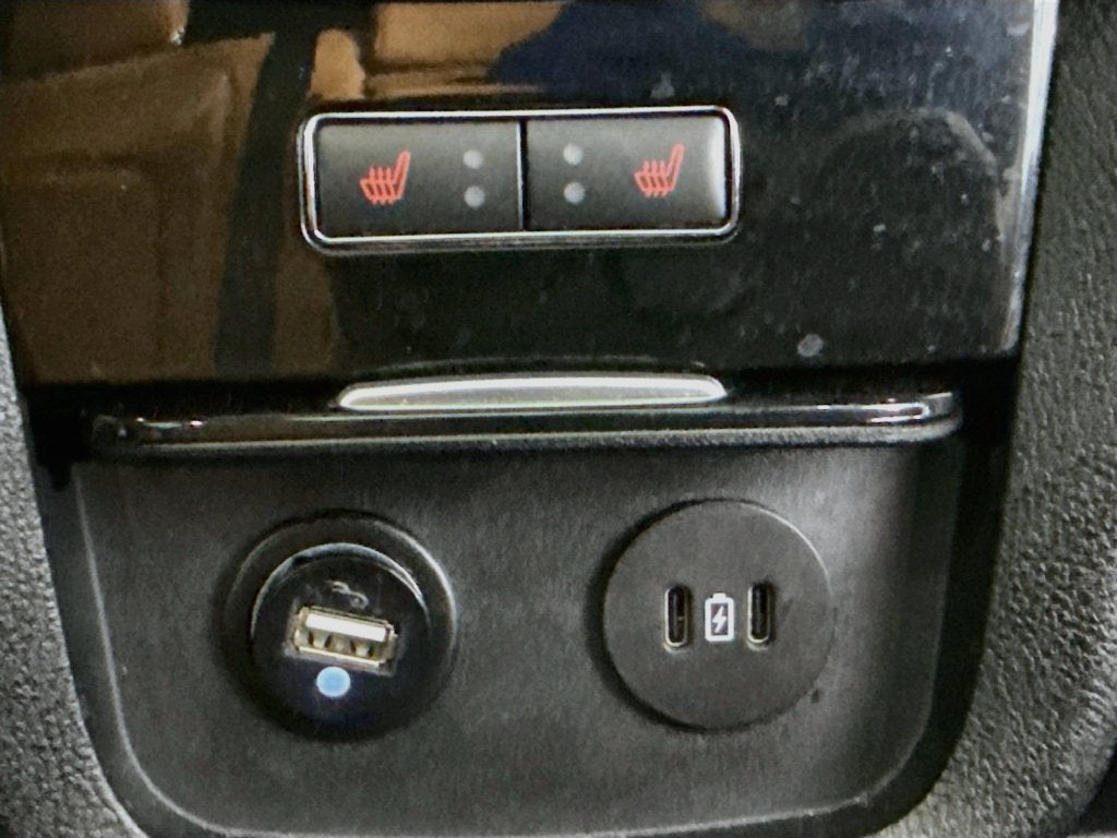 2023 Lincoln Nautilus Black Label
