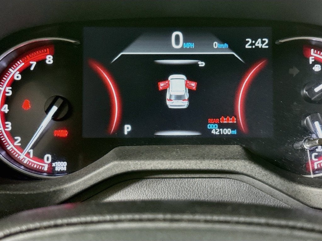 2025 Toyota RAV4 LE