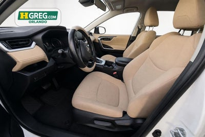 2021 Toyota RAV4 LE
