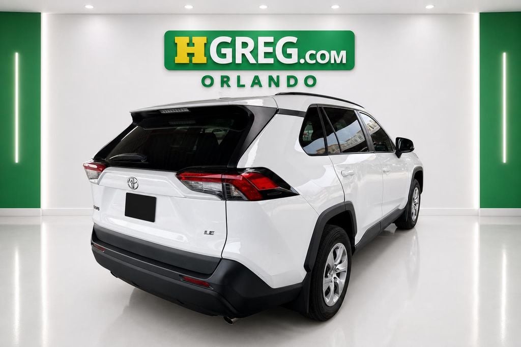 2020 Toyota RAV4 LE