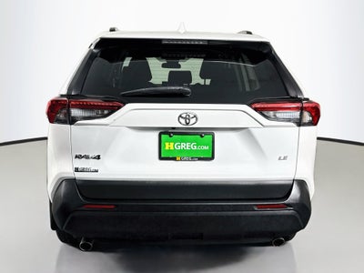 2020 Toyota RAV4 LE