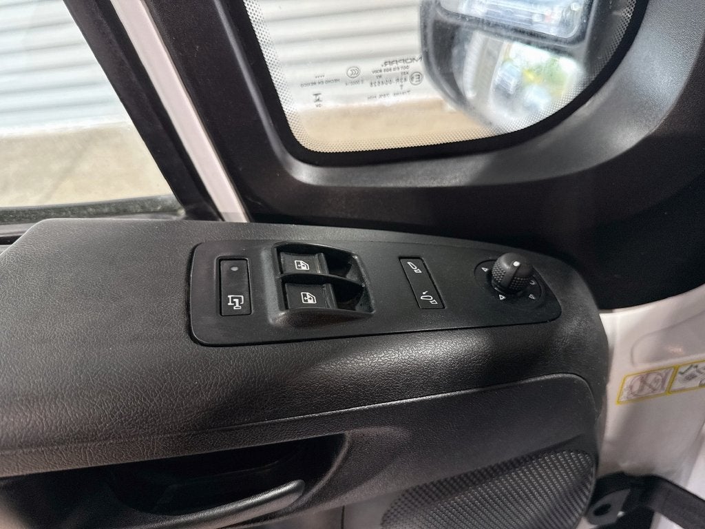 2025 RAM ProMaster 2500 High Roof 136 WB