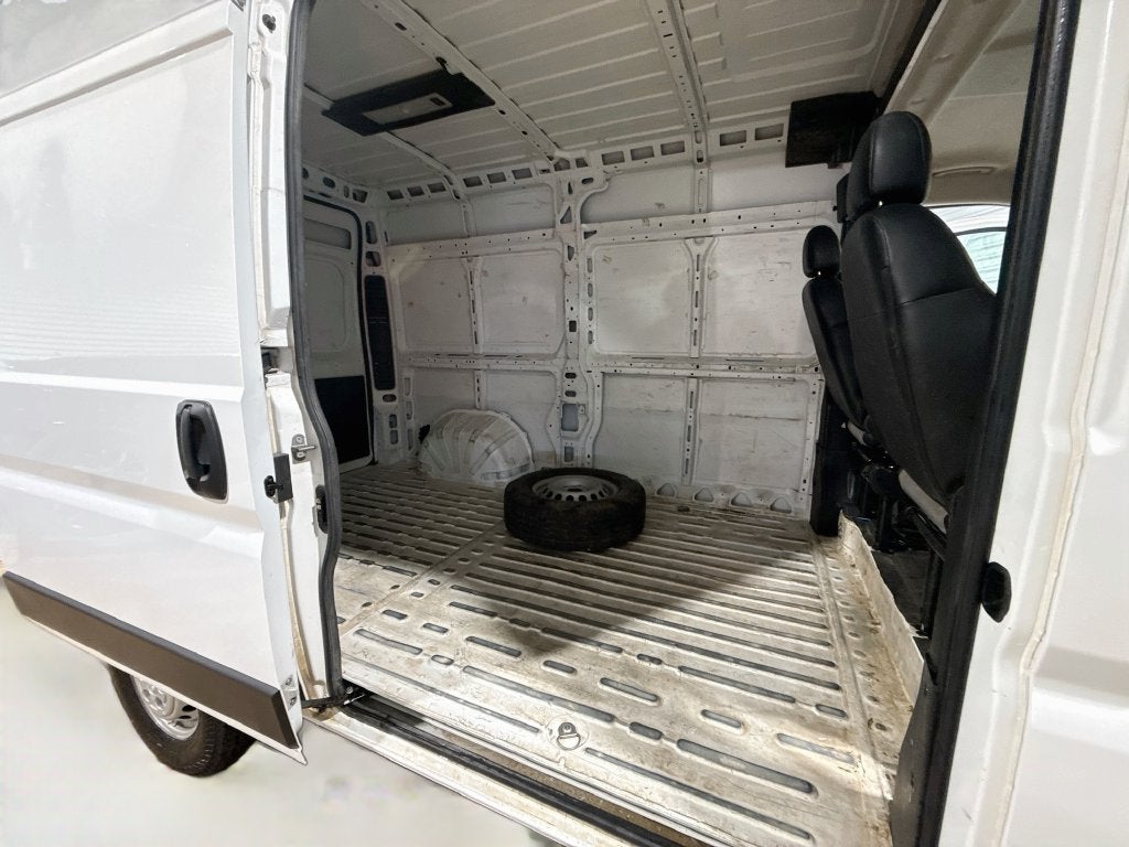 2025 RAM ProMaster 2500 High Roof 136 WB