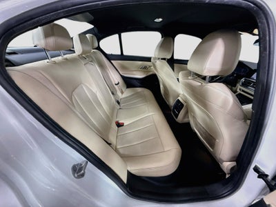 2022 BMW 3 Series 330i