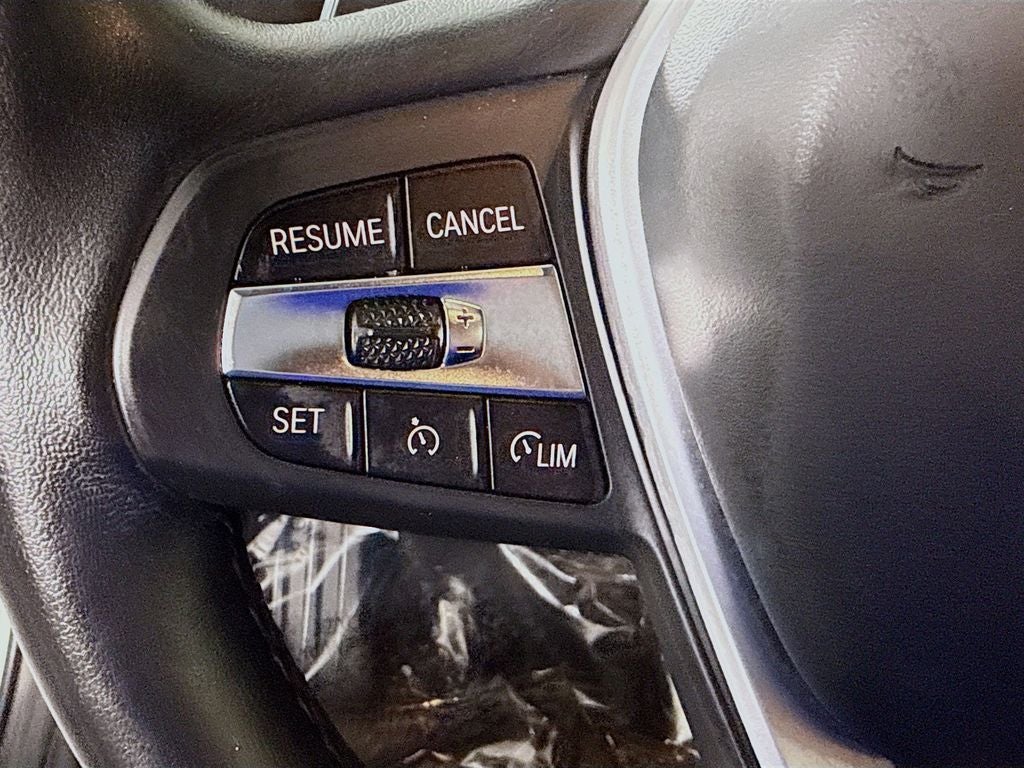 2023 BMW 3 Series 330i