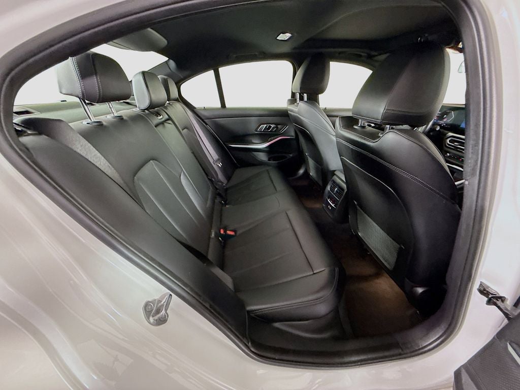 2023 BMW 3 Series 330i