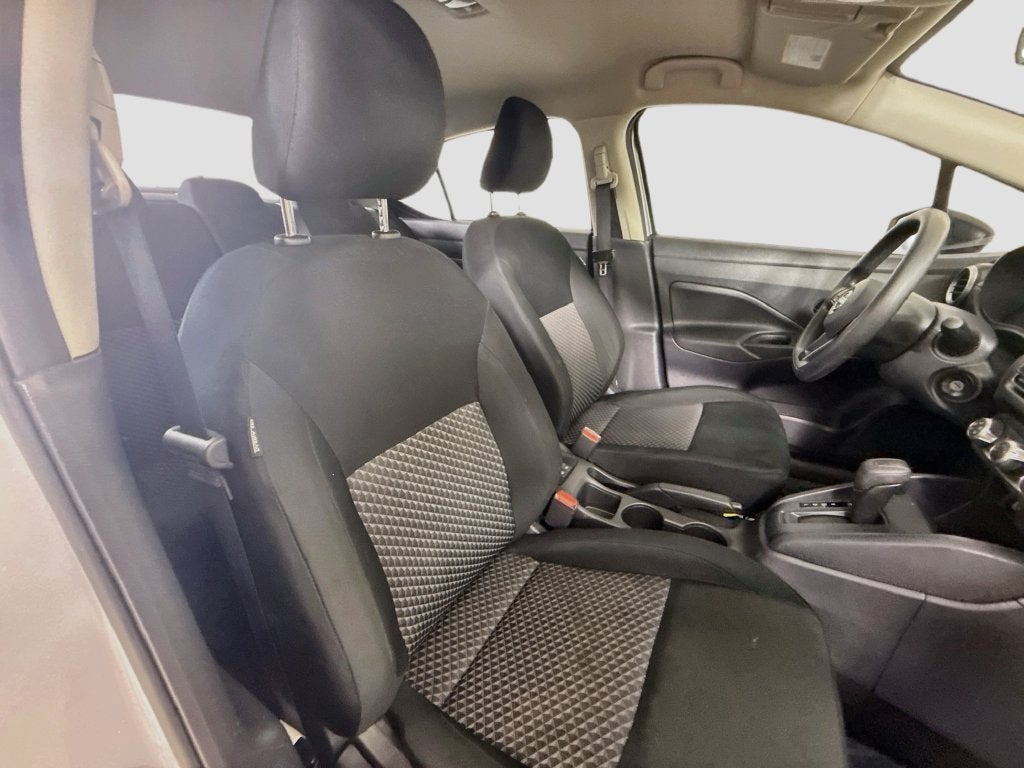 2024 Nissan Versa 1.6 S