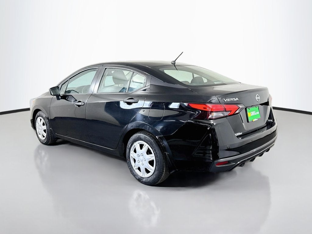 2022 Nissan Versa 1.6 S