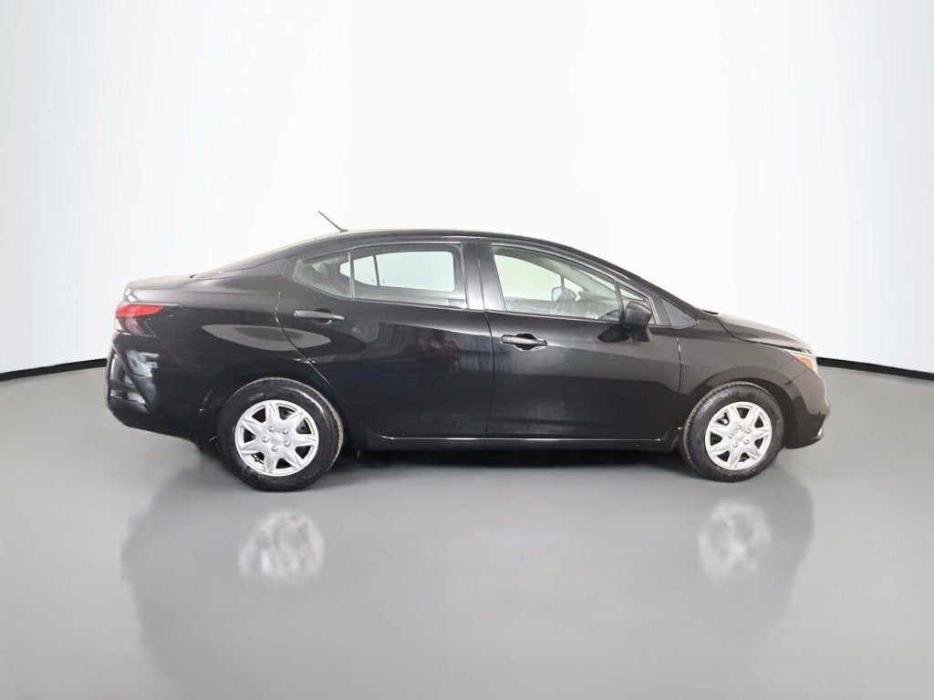 2022 Nissan Versa 1.6 S