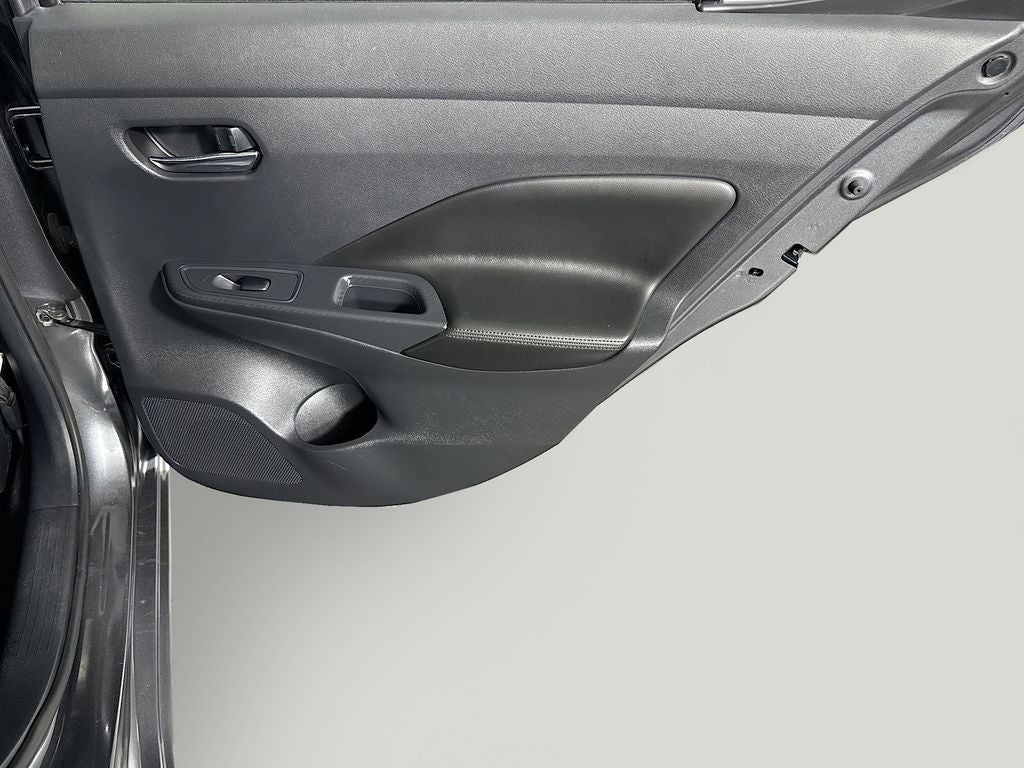 2020 Nissan Versa 1.6 SV