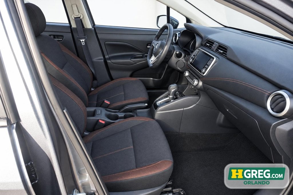 2020 Nissan Versa 1.6 SR