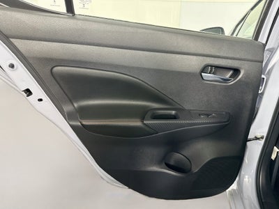 2025 Nissan Versa 1.6 SR