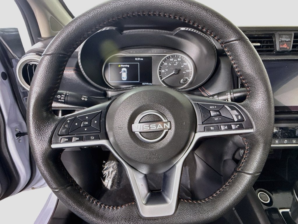 2025 Nissan Versa 1.6 SR