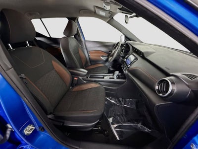 2021 Nissan Kicks SR